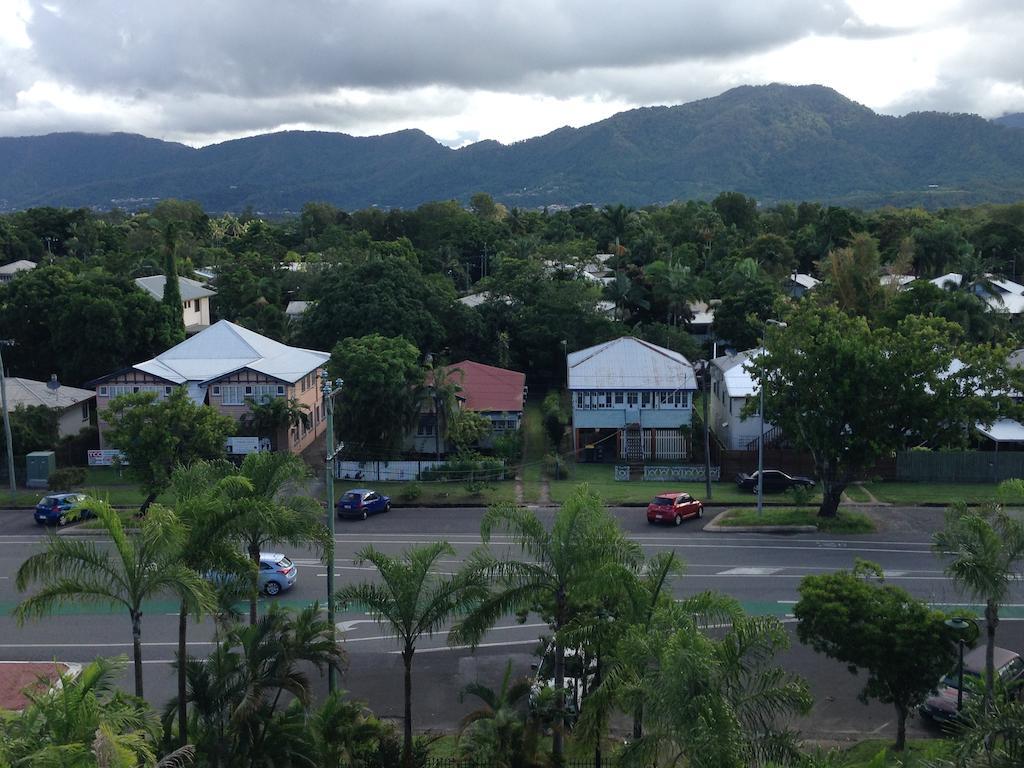 Cairns Sheridan Hotel Exterior photo